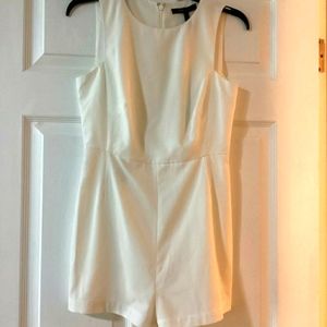 Bcbgmaxazria white romper